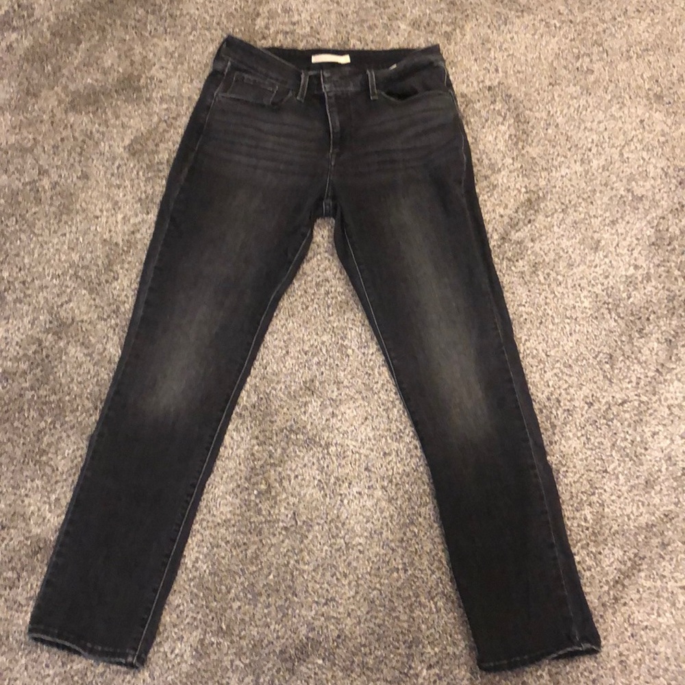 Men’s Levi mid rise skinny jeans